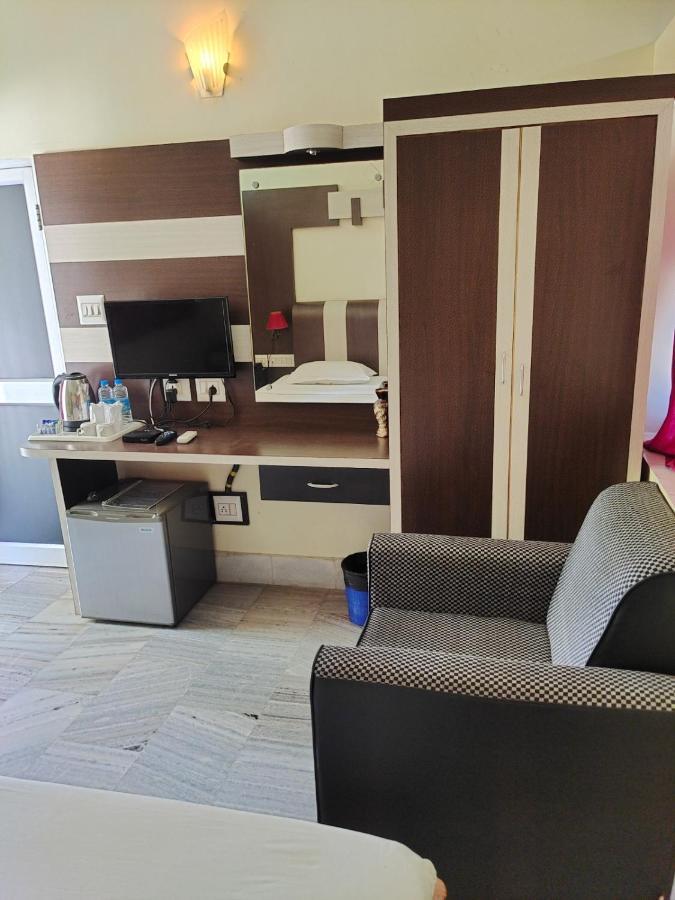 Hotel Gandhara Пури Экстерьер фото
